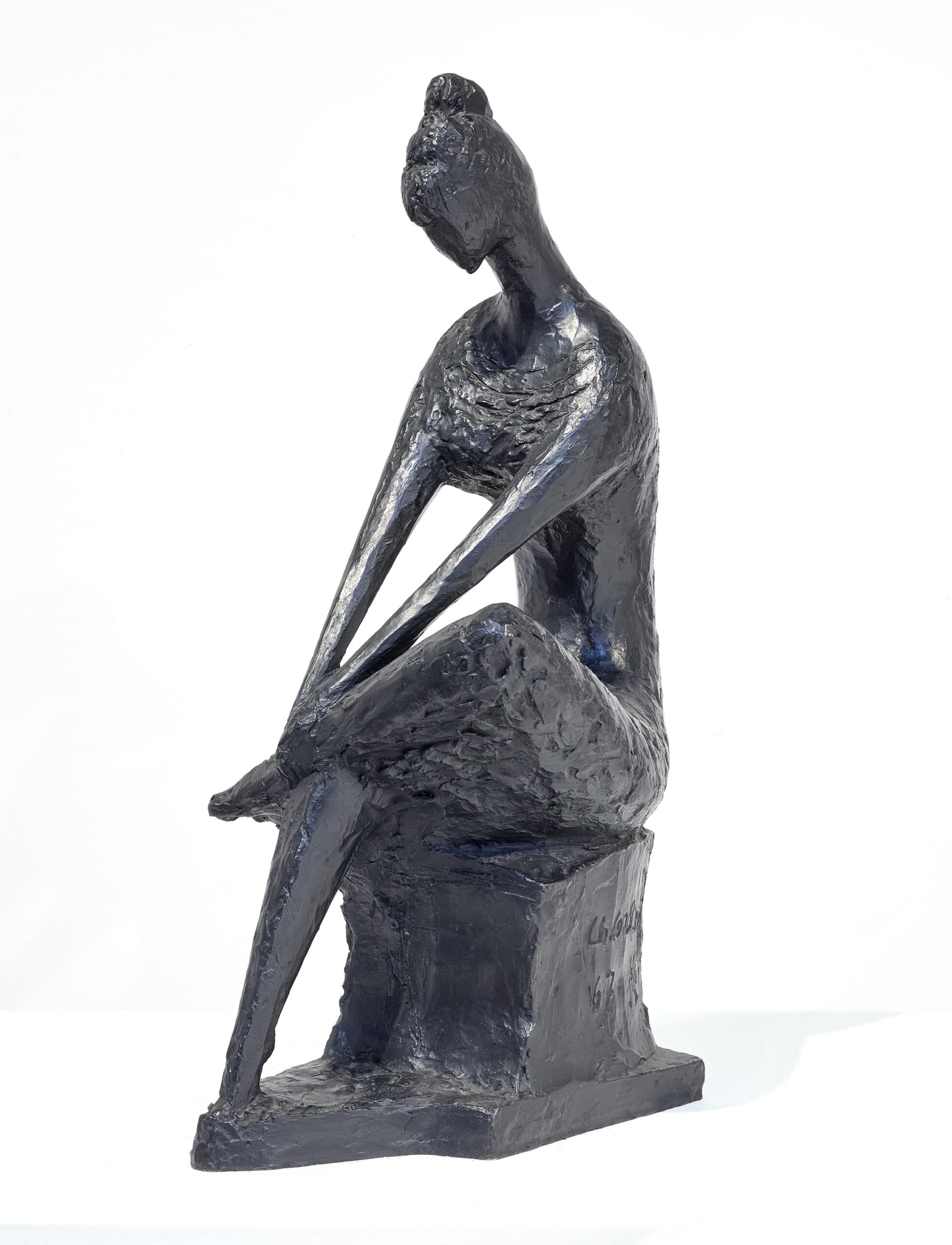 SEATED DANCER