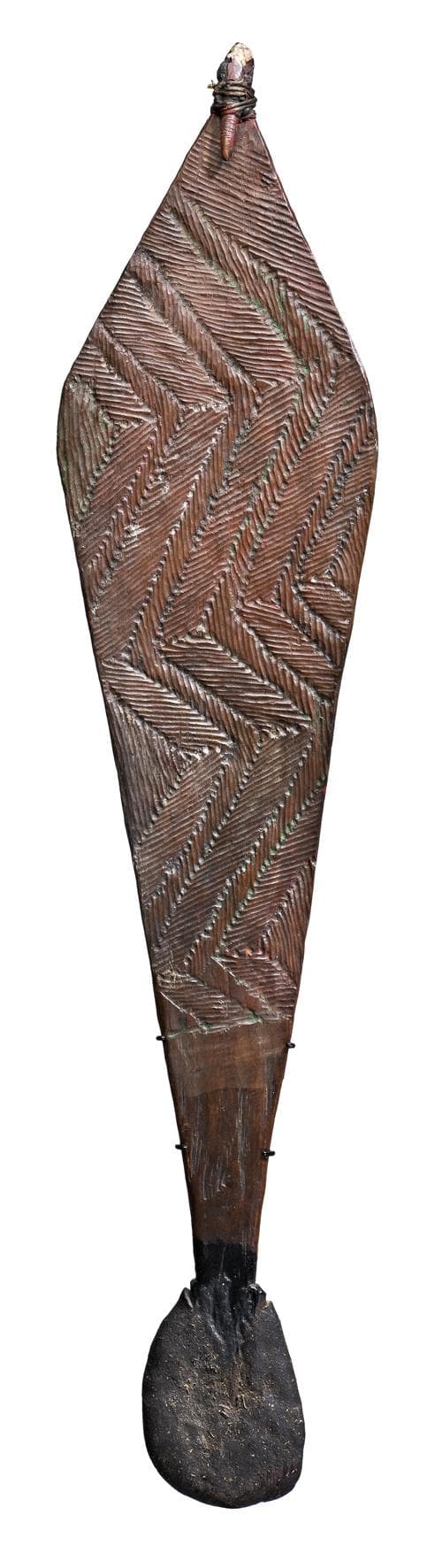 A FINE SPEARTHROWER