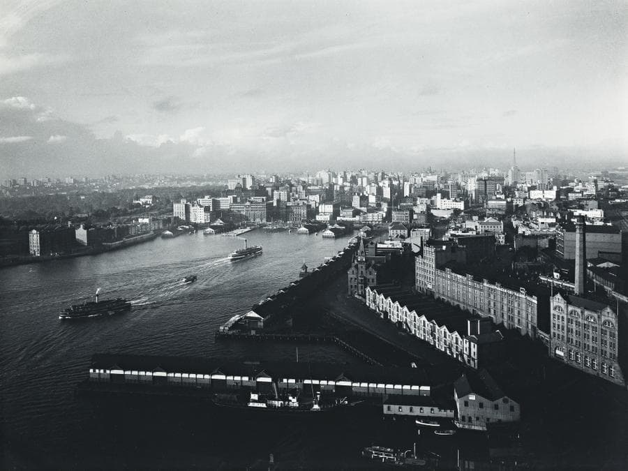 CIRCULAR QUAY FROM THE SYDNEY HARBOUR BRIDGE
