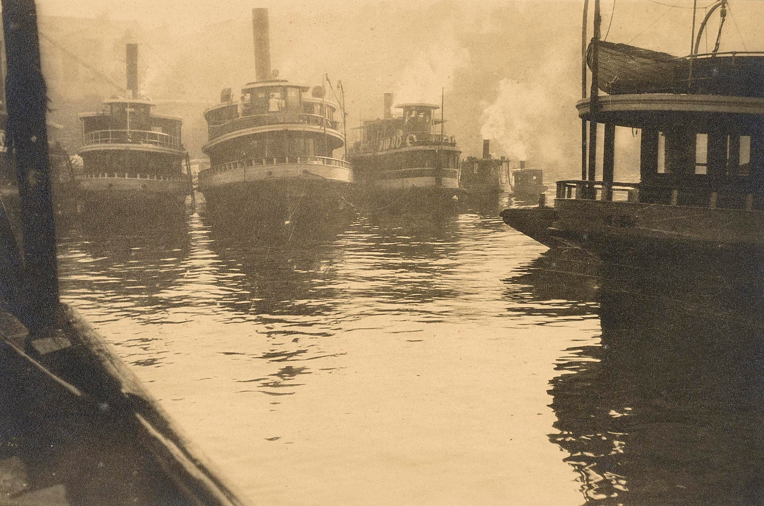 FERRIES, OLD MILSONS POINT ROAD
