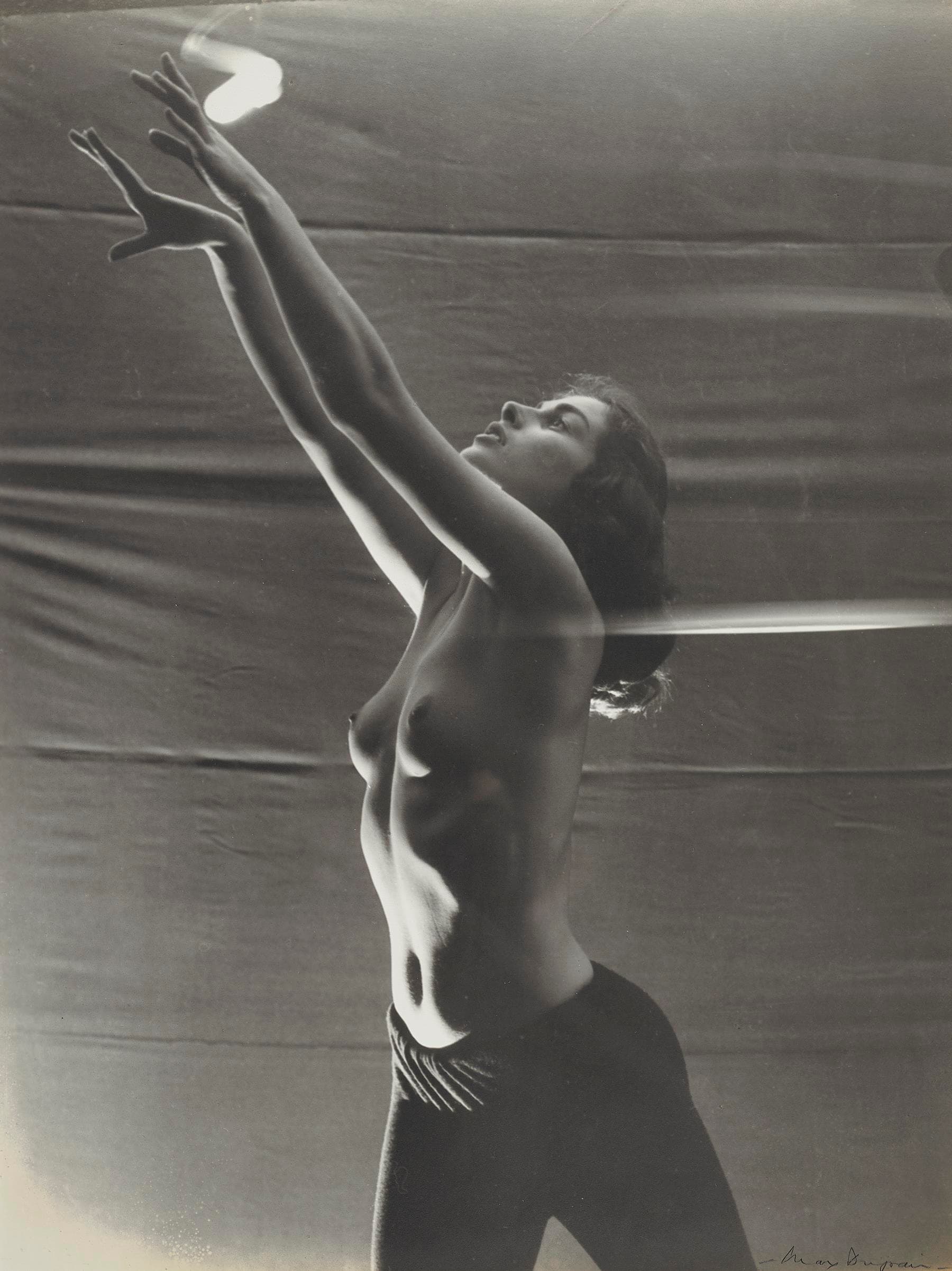 DANCER