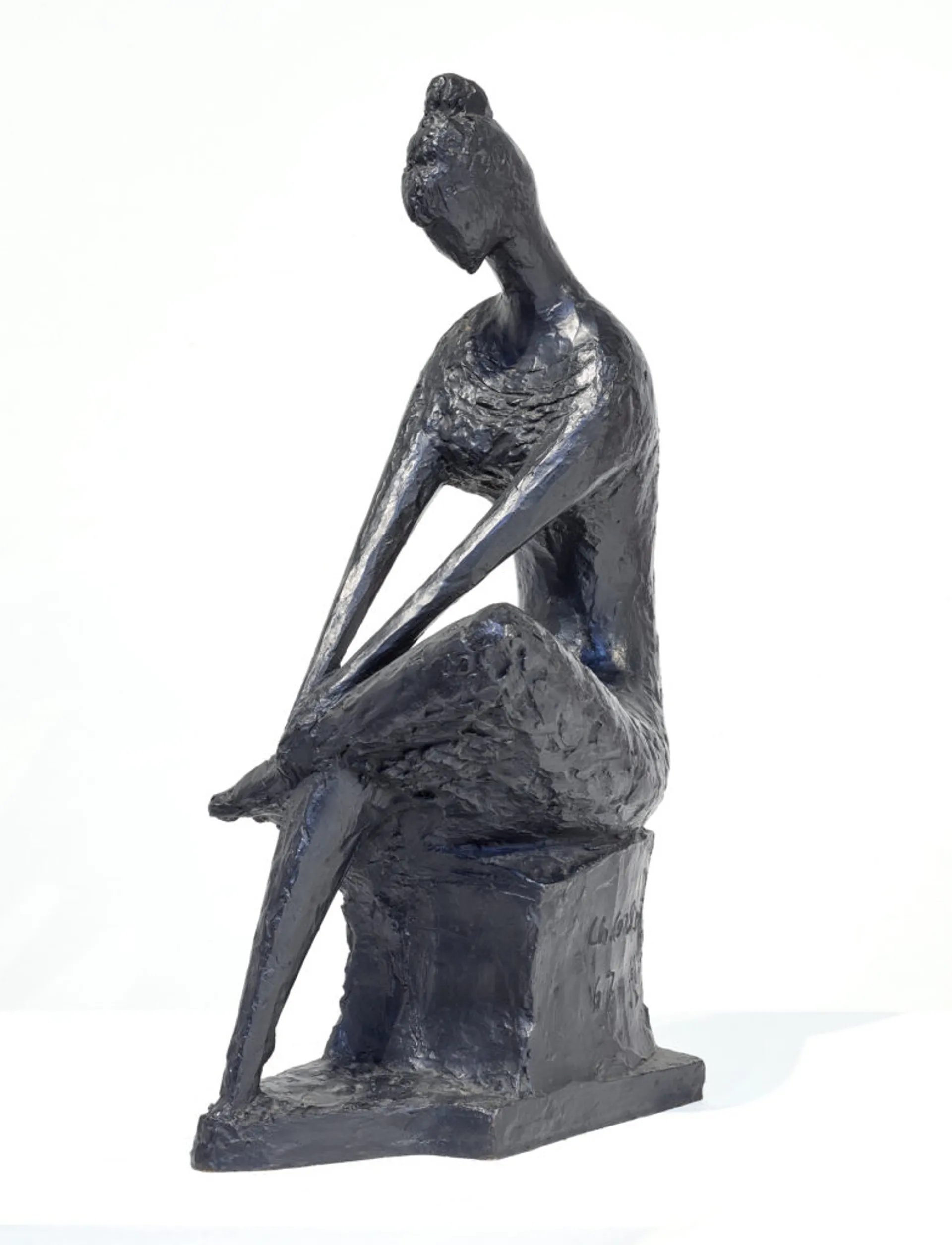 SEATED DANCER