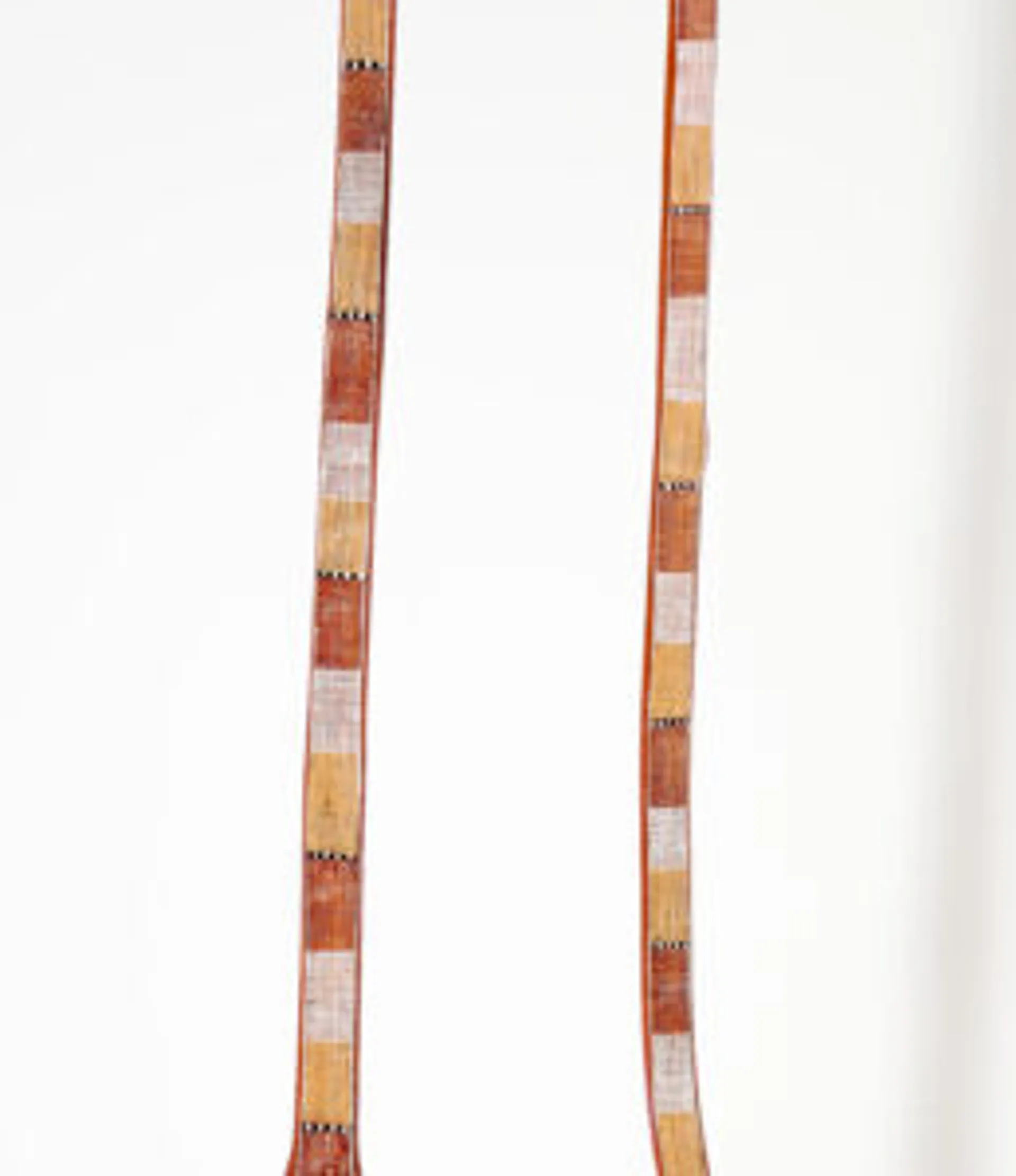 A PAIR OF MIMIH FIGURES