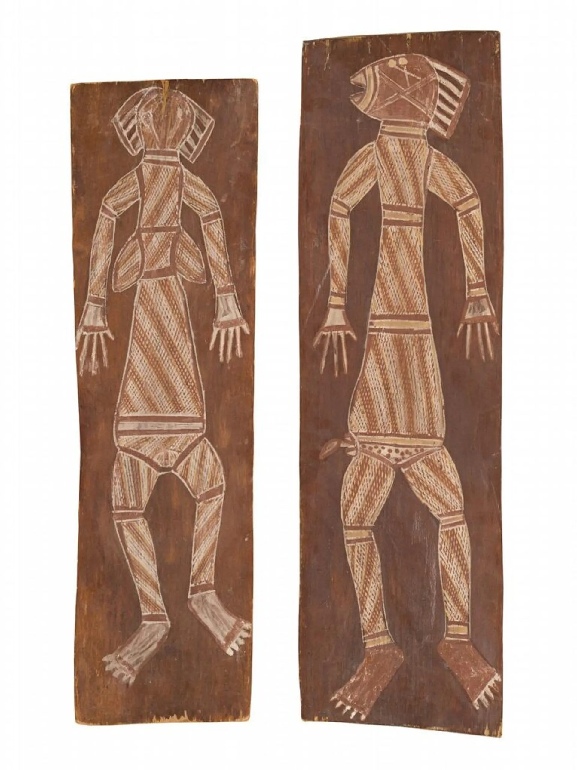 (i) MALE SPIRIT FIGURE (ii) FEMALE SPIRIT FIGURE