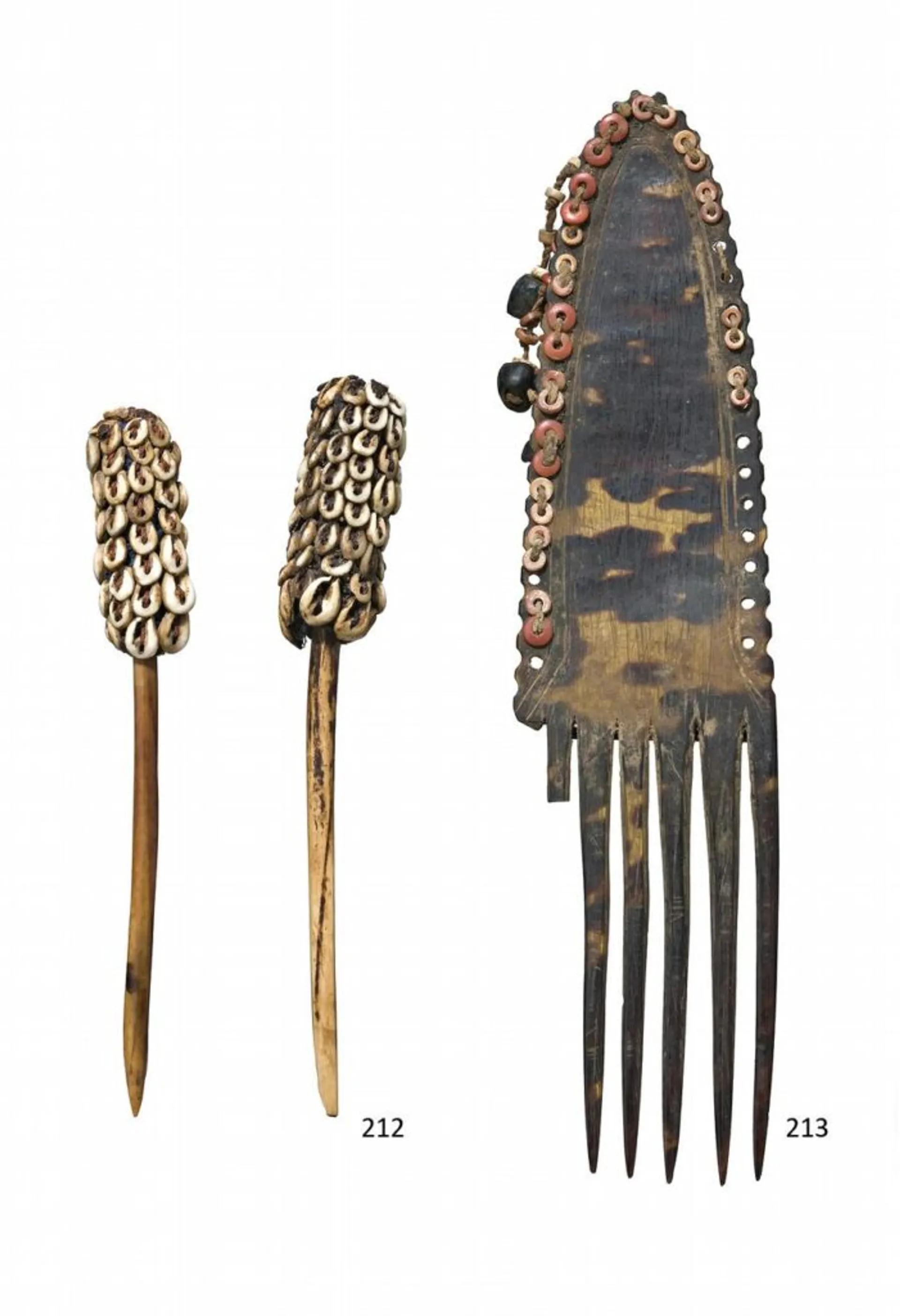 A PAIR OF HAIRPINS
