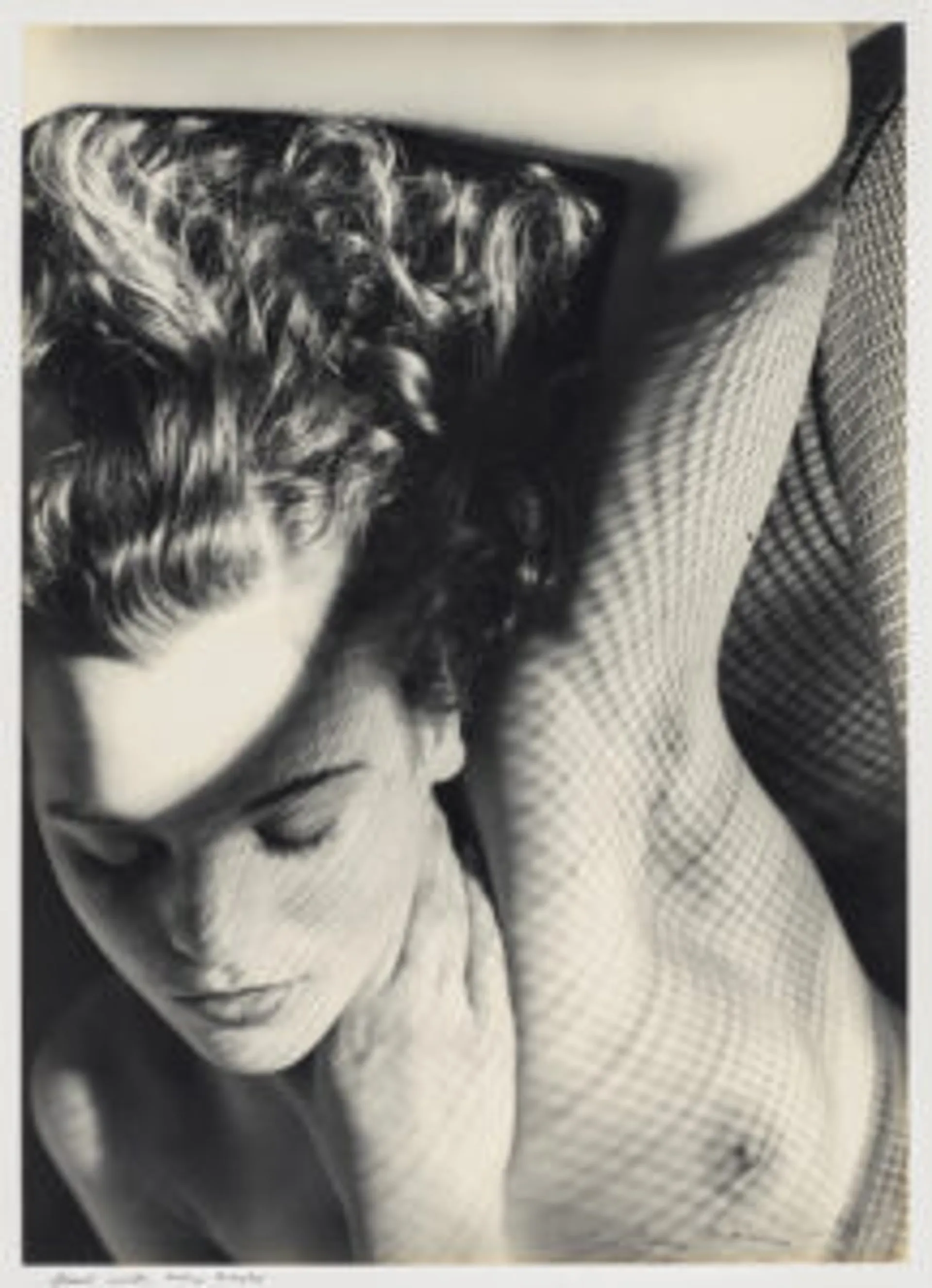 Jean with wire mesh