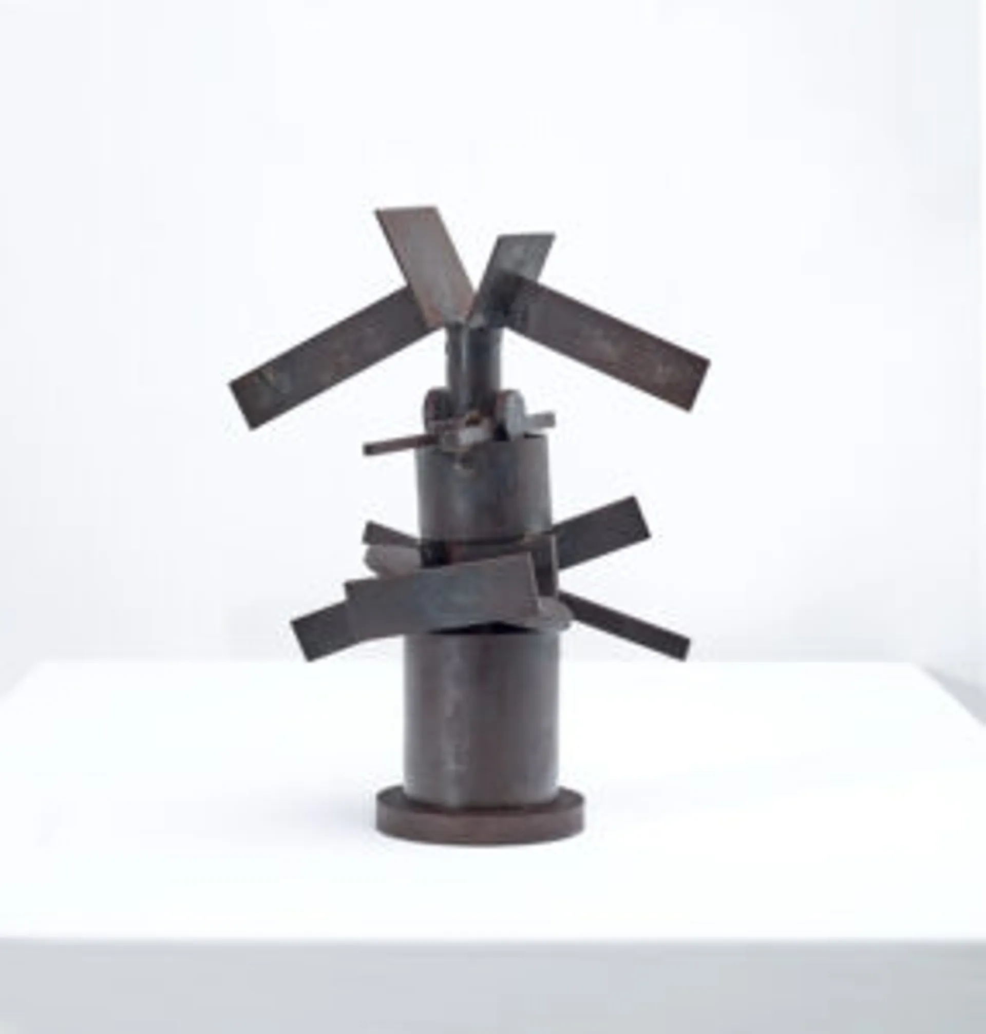 NO. 286 METAL CONSTRUCTION