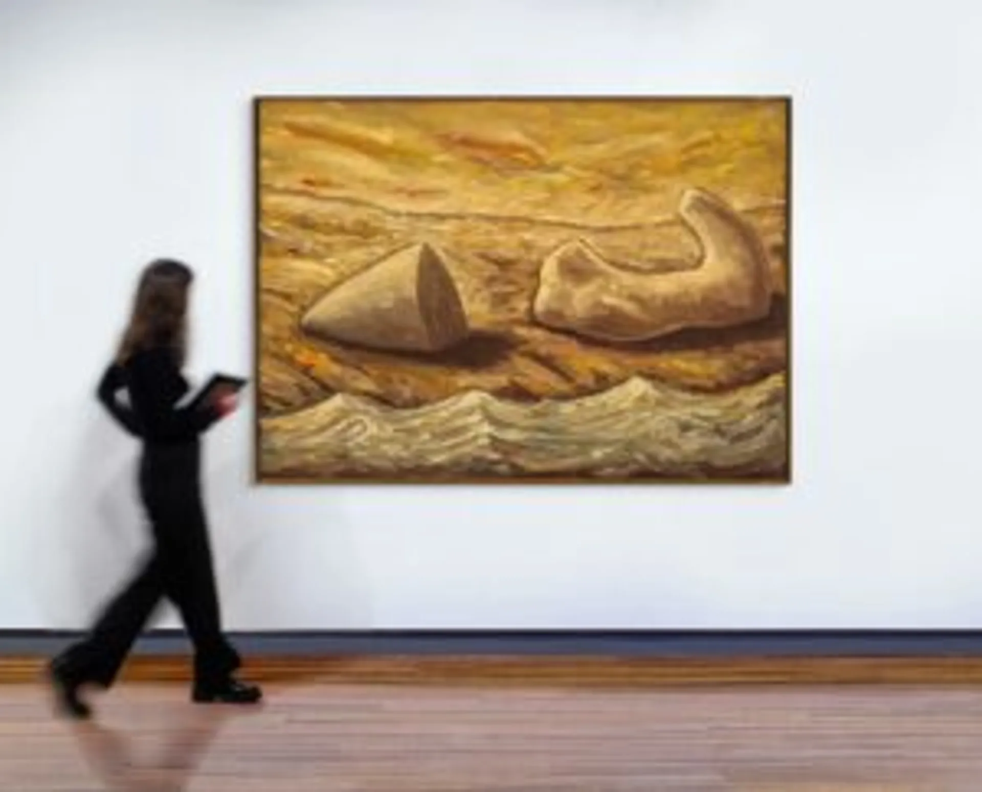 TWO FORMS BY THE SEA