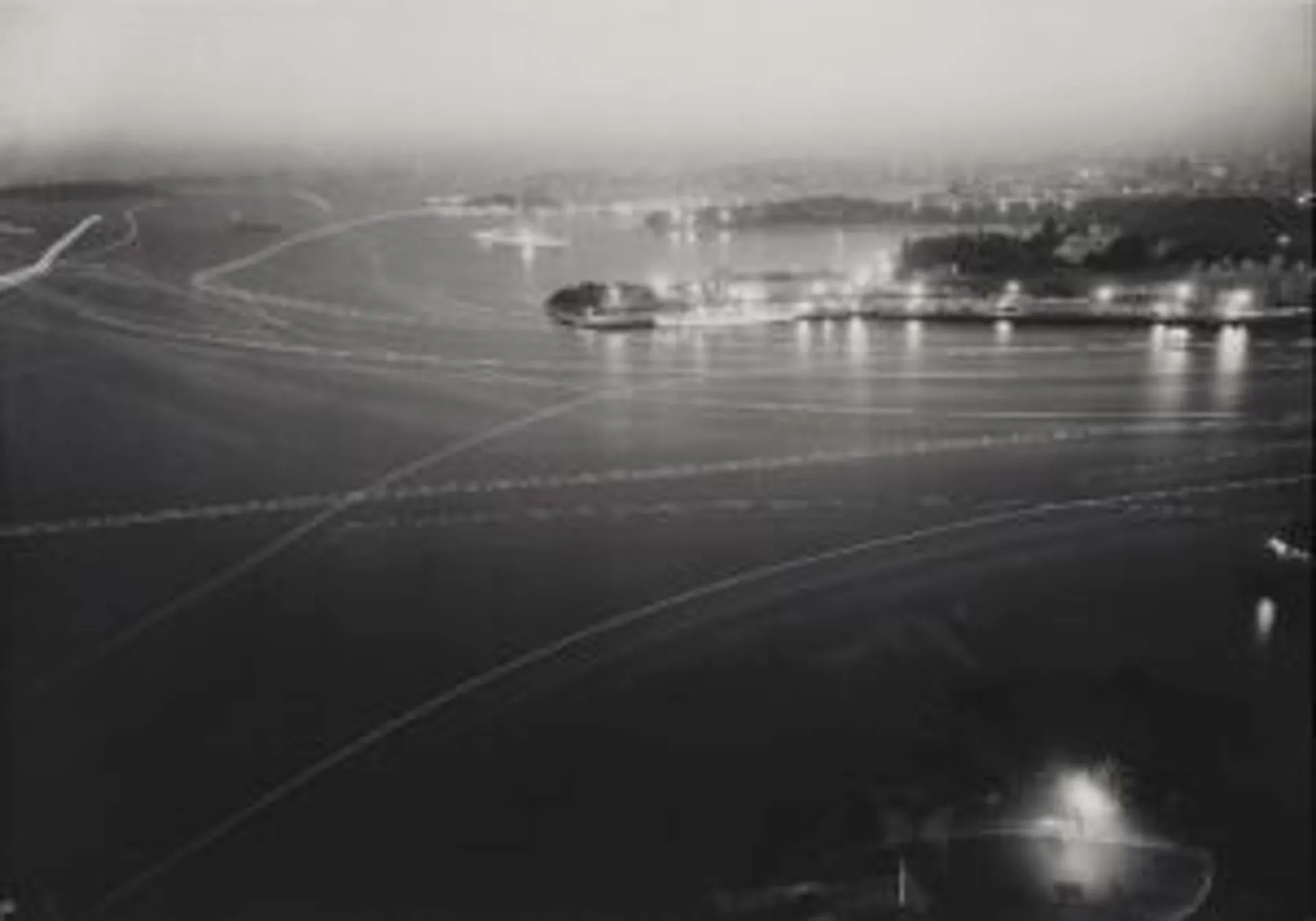 SYDNEY HARBOUR CREPUSCULE