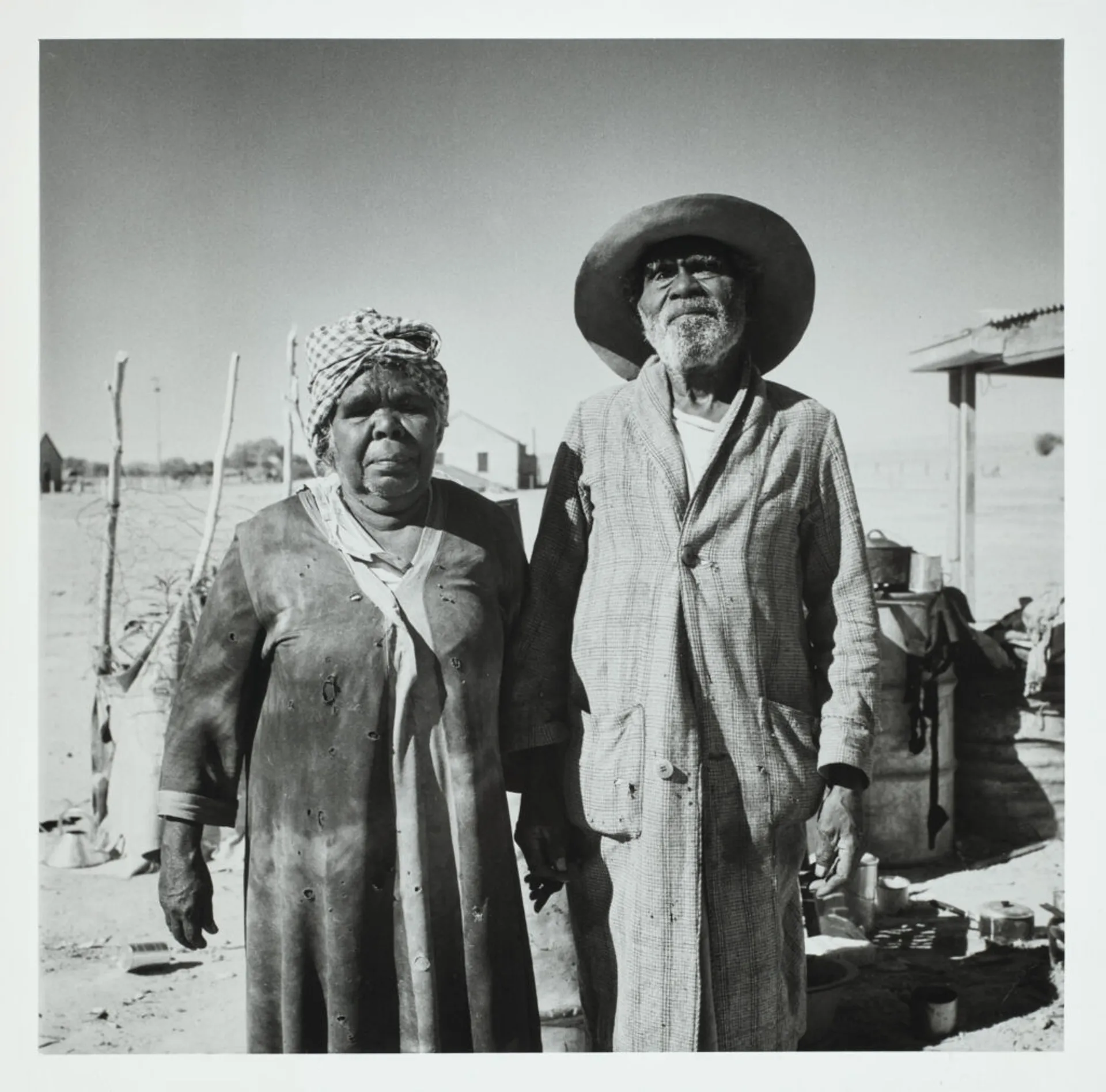ABORIGINAL COUPLE, FINNISS SPRINGS MISSION, SOUTH AUSTRALIA
