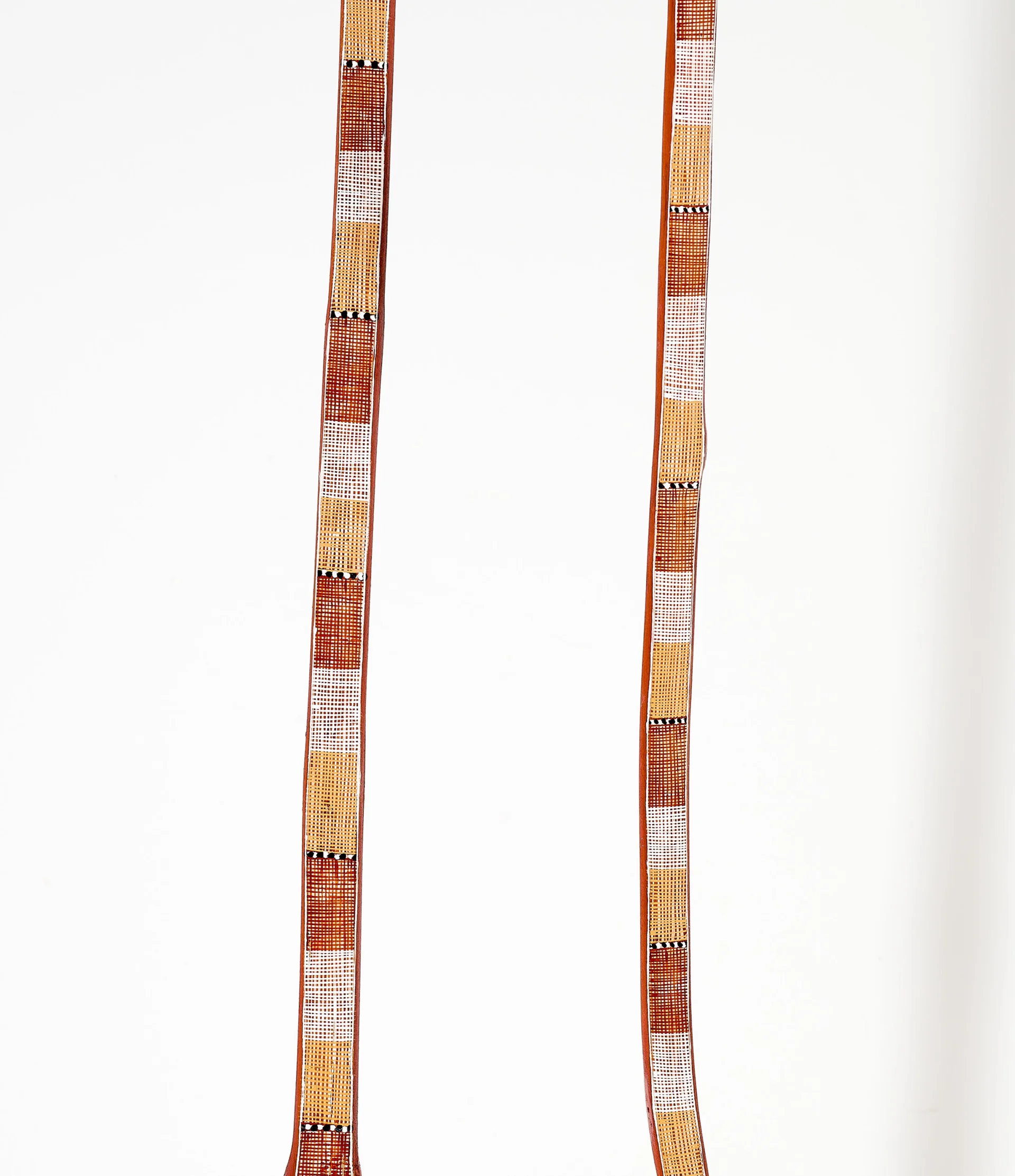 A PAIR OF MIMIH FIGURES