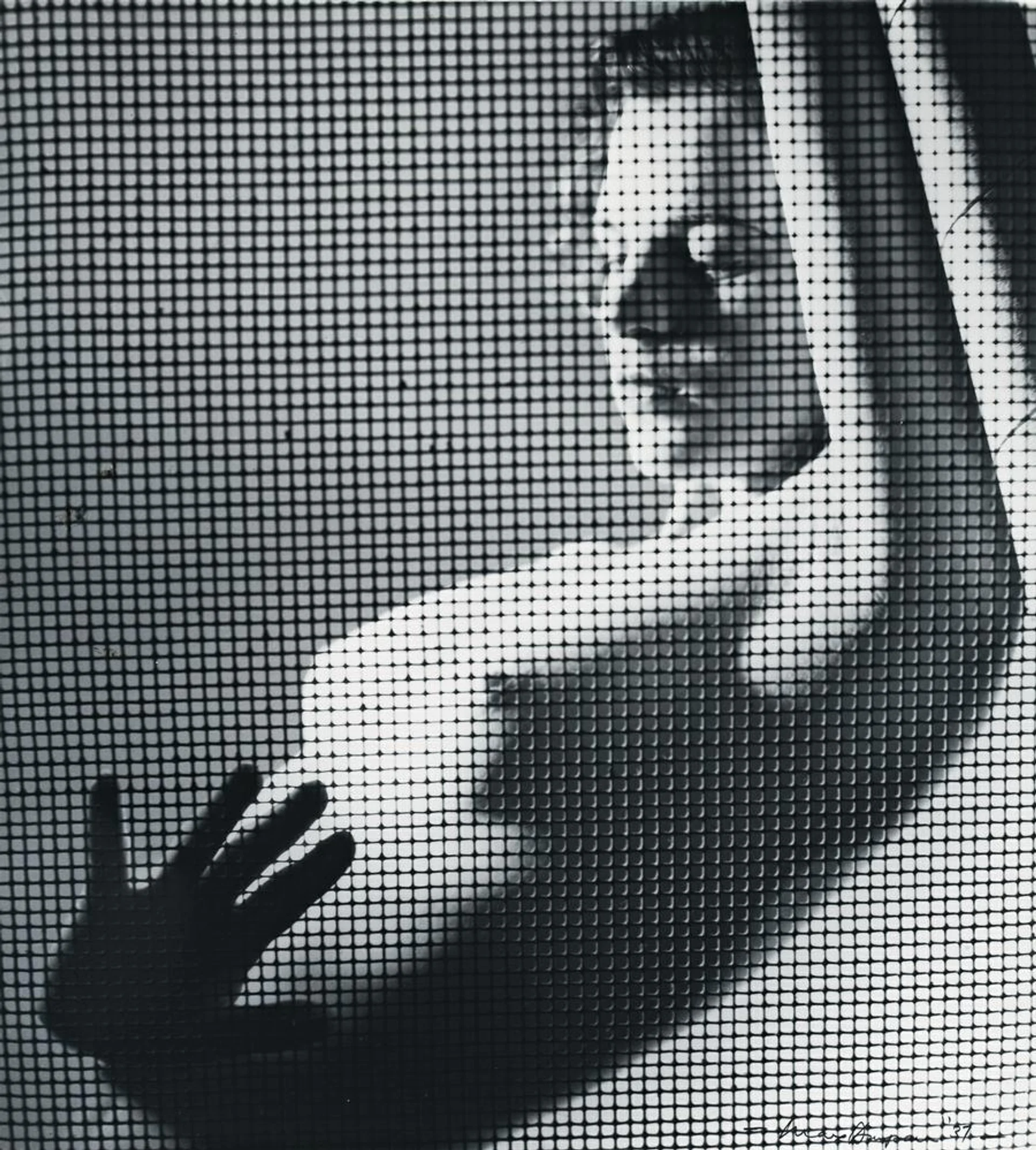 NUDE BEHIND MESH, 1937 (VINTAGE PRINT, PRINTED 1970)