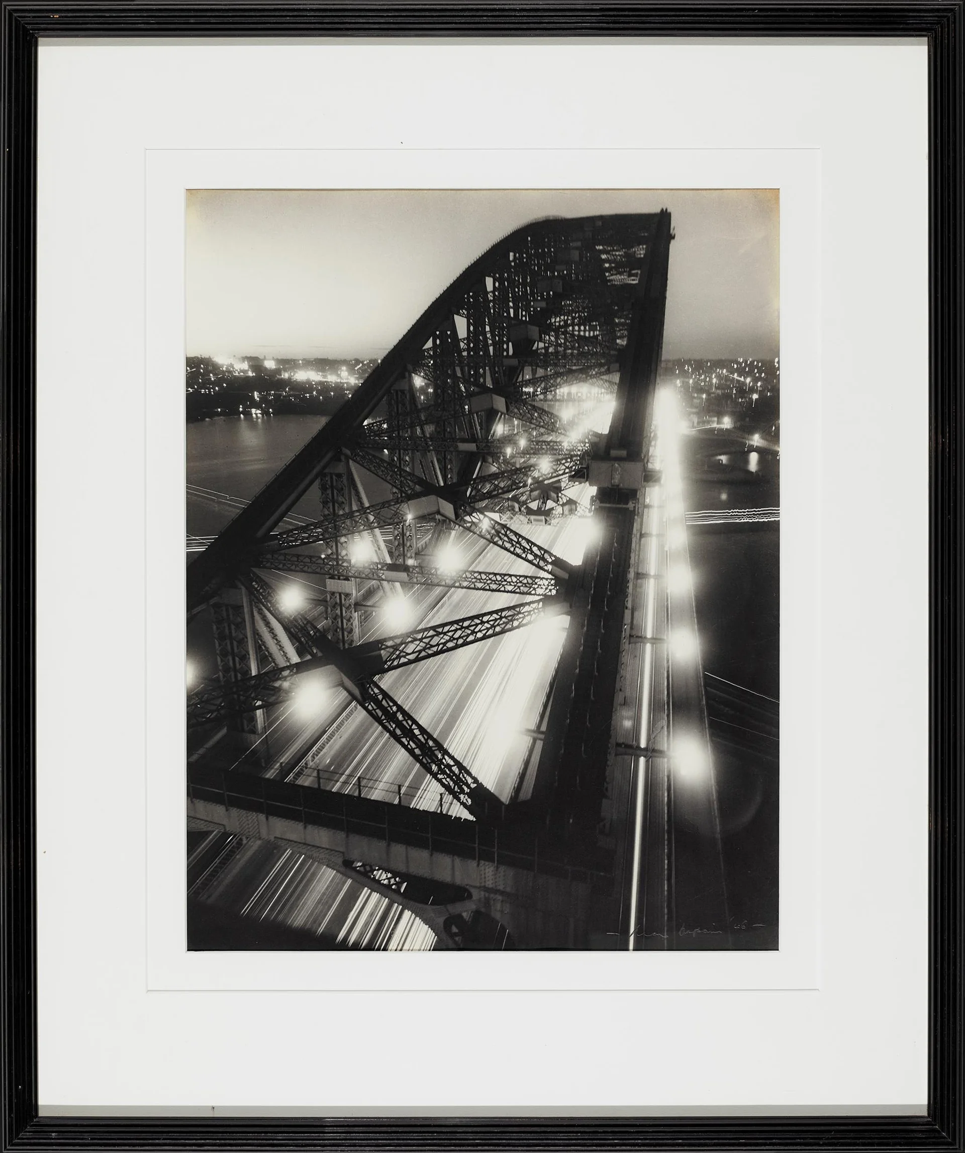 TWILIGHT, PEAK HOUR, SYDNEY HARBOUR BRIDGE