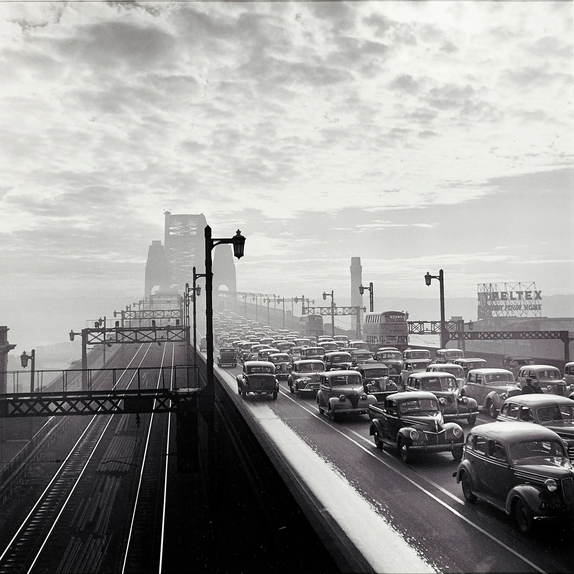 SYDNEY HARBOUR BRIDGE 2